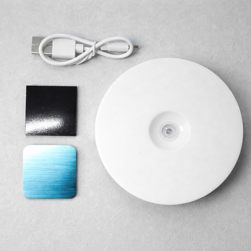 Smart motion night light